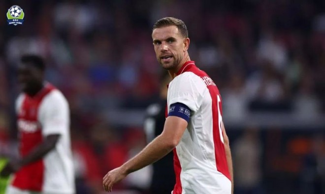 Tin bóng đá Anh: Jordan Henderson bị fan Ajax chỉ trích vì trút giận lên đồng đội